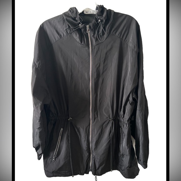 Zara Pocketable Windbreaker Hooded Jacket , Size M, Black - Picture 3 of 7
